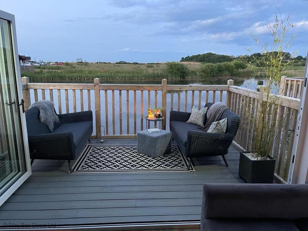 Lakeside Retreat At The Bay Filey, Sleeps 4, 2 Non-Shedding Dogs Welcome For Free Buitenkant foto