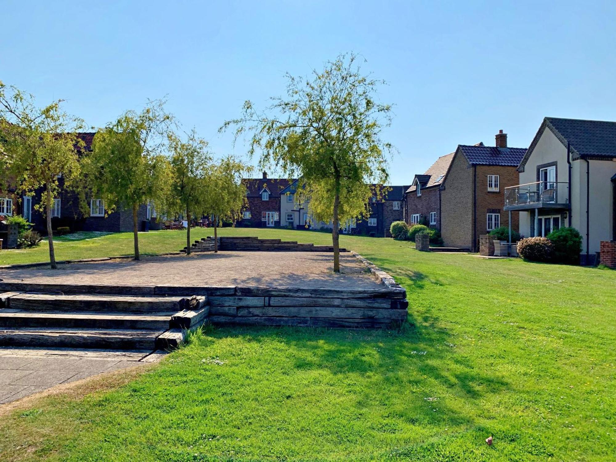 Lakeside Retreat At The Bay Filey, Sleeps 4, 2 Non-Shedding Dogs Welcome For Free Buitenkant foto